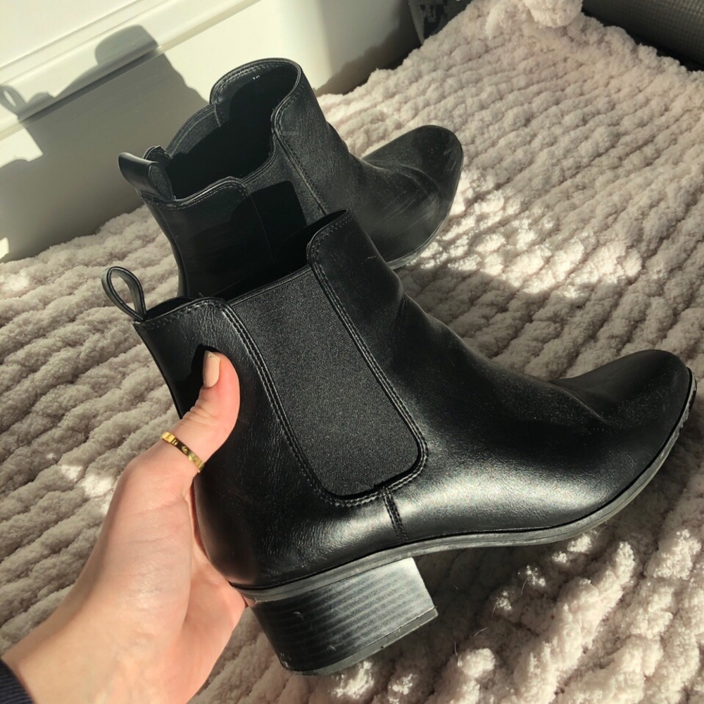 Black Chelsea booties
